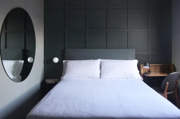 Hotel Diplomatic Roma 3*,